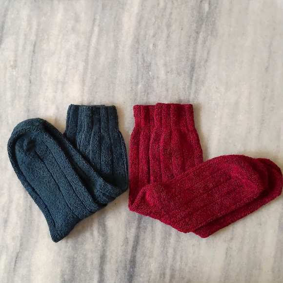 NWOT. Express Men's winter socks (4 pairs). - Picture 2 of 4